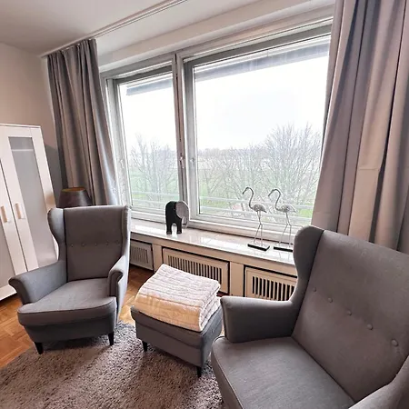 Einmaliger Rheinblick, Fusslaufig Zur Messe Apartment Dusseldorf