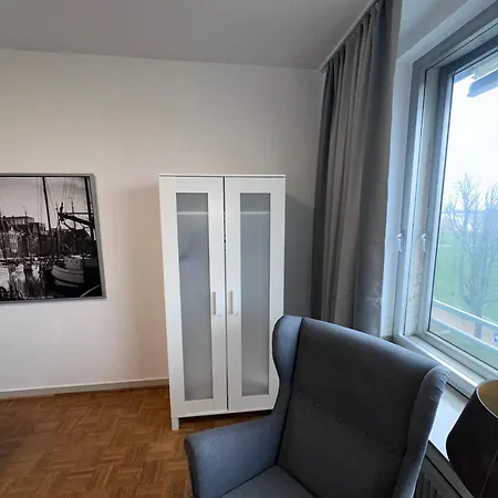 Apartment Einmaliger Rheinblick, Fusslaufig Zur Messe *